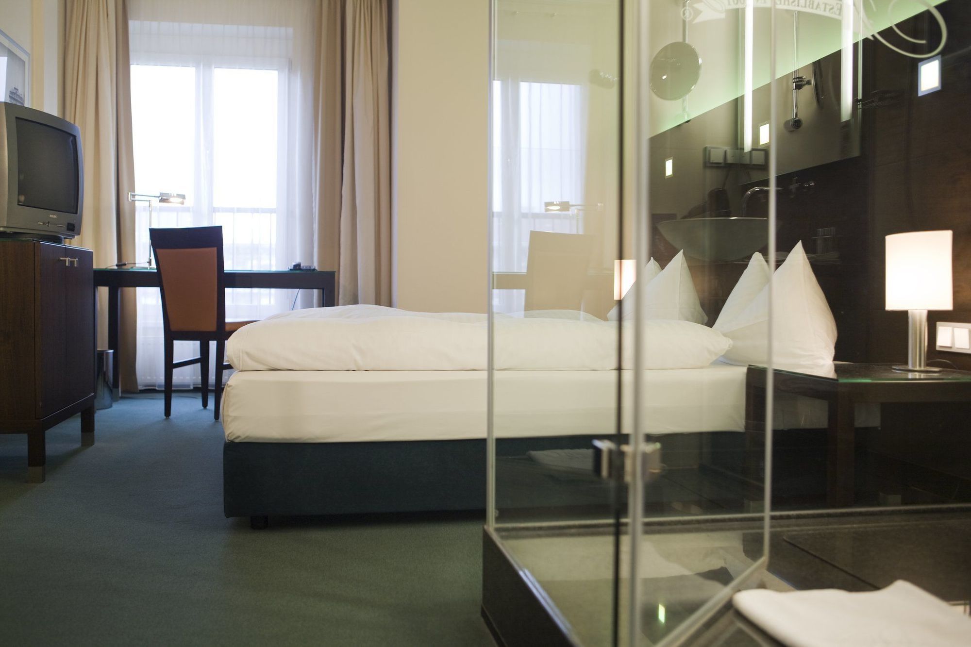 Stay2Night Bs Zürich Kamer foto
